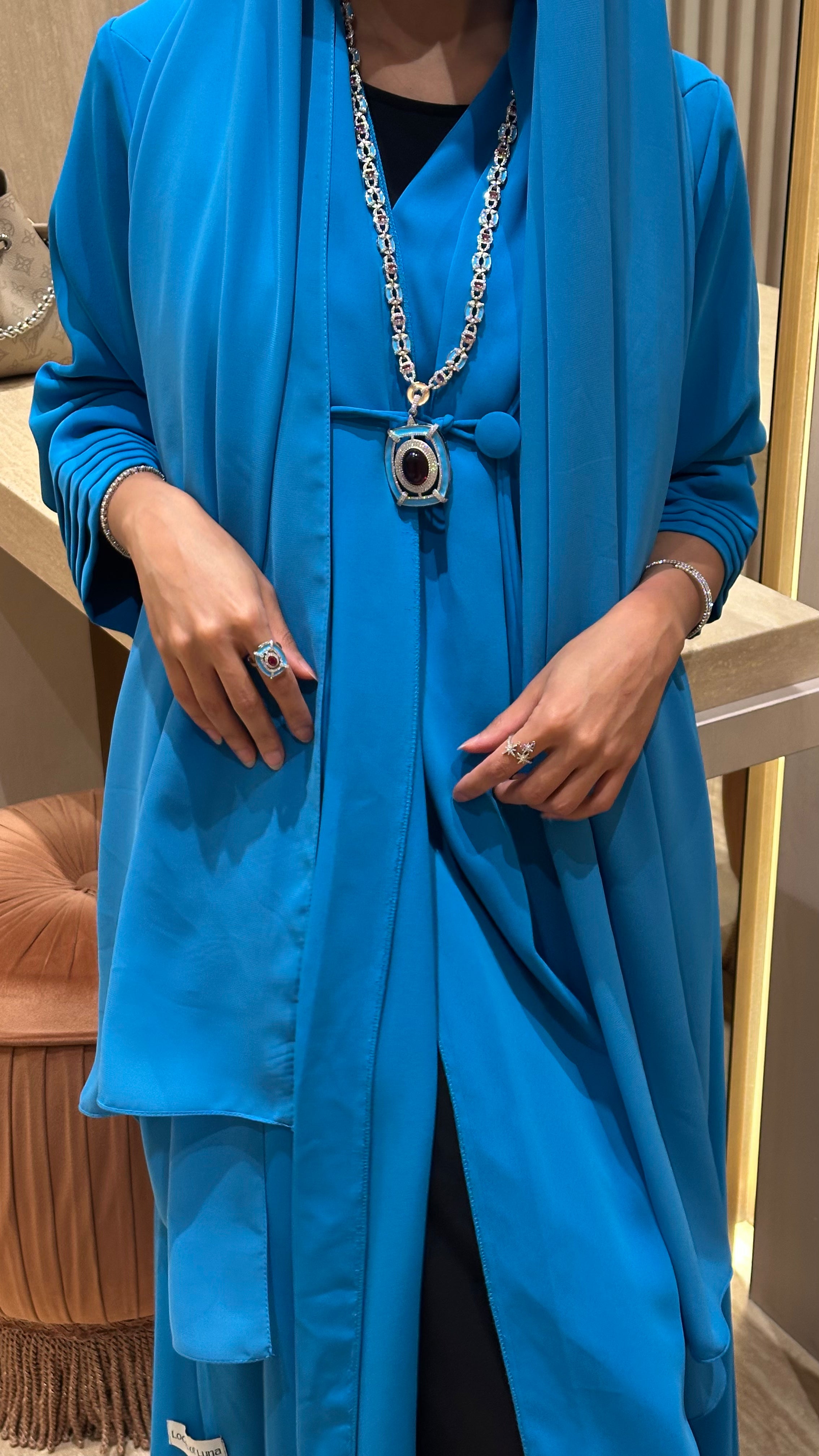 Nova in Turquoise